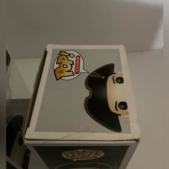 Price firm VAULTED FUNKO OUTLANDER BLACK JACK RANDALL POP NIB BOX DAMAGE - Picture 4 of 6